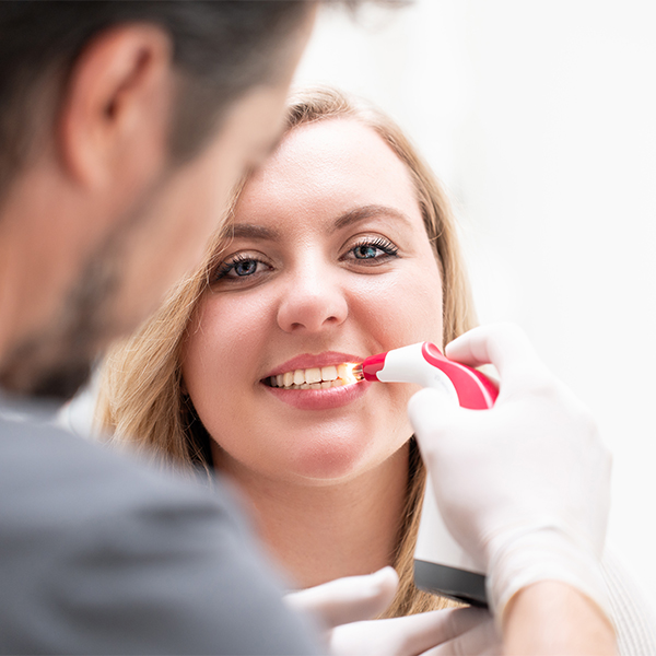 Détermination de la couleur des dents par le dentiste