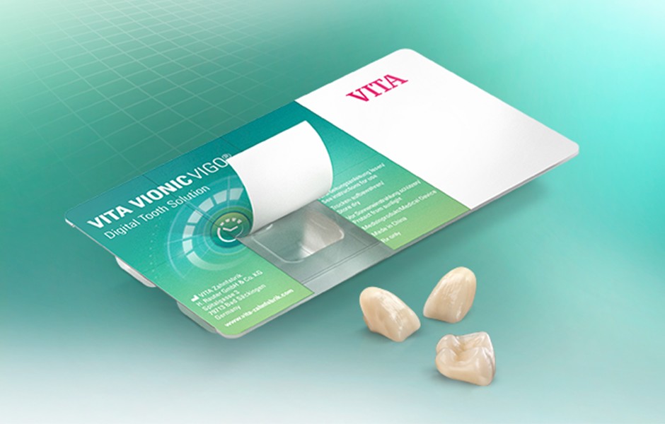 Blister pack with VITA VIONIC VIGO teeth