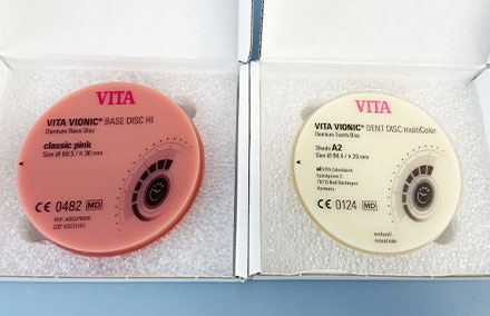 VITA VIONIC BASE DISC HI und VITA VIONIC DENT DISC multiColor.